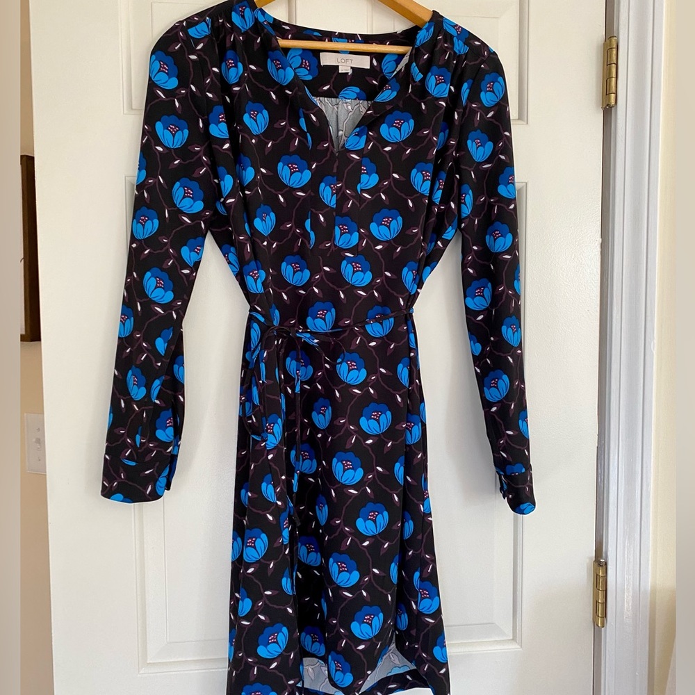 LOFT Tie Waist Dress